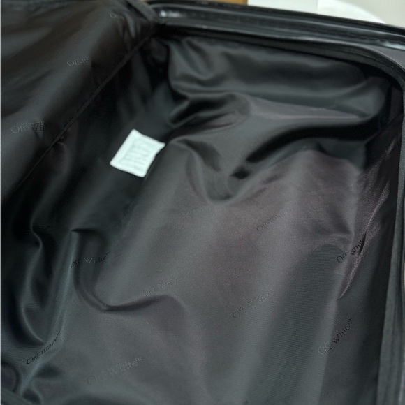 Off-White Clear Trolley carry on - w/stickers Brand New! - Picture 14 of 16